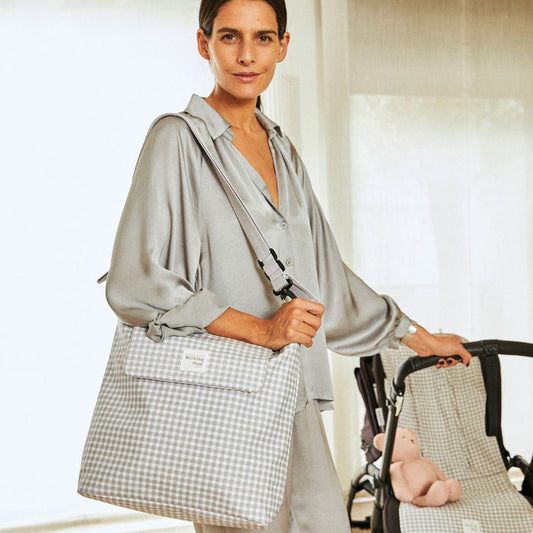 Bolso maternidad Vichy gris