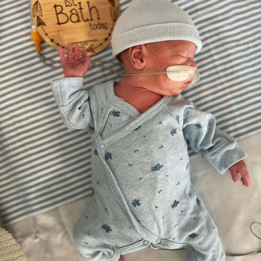 Pijama Cruzado Prematuro con broches Celeste