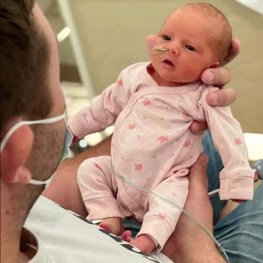 Pijama Cruzado Prematuro con broches Rosa